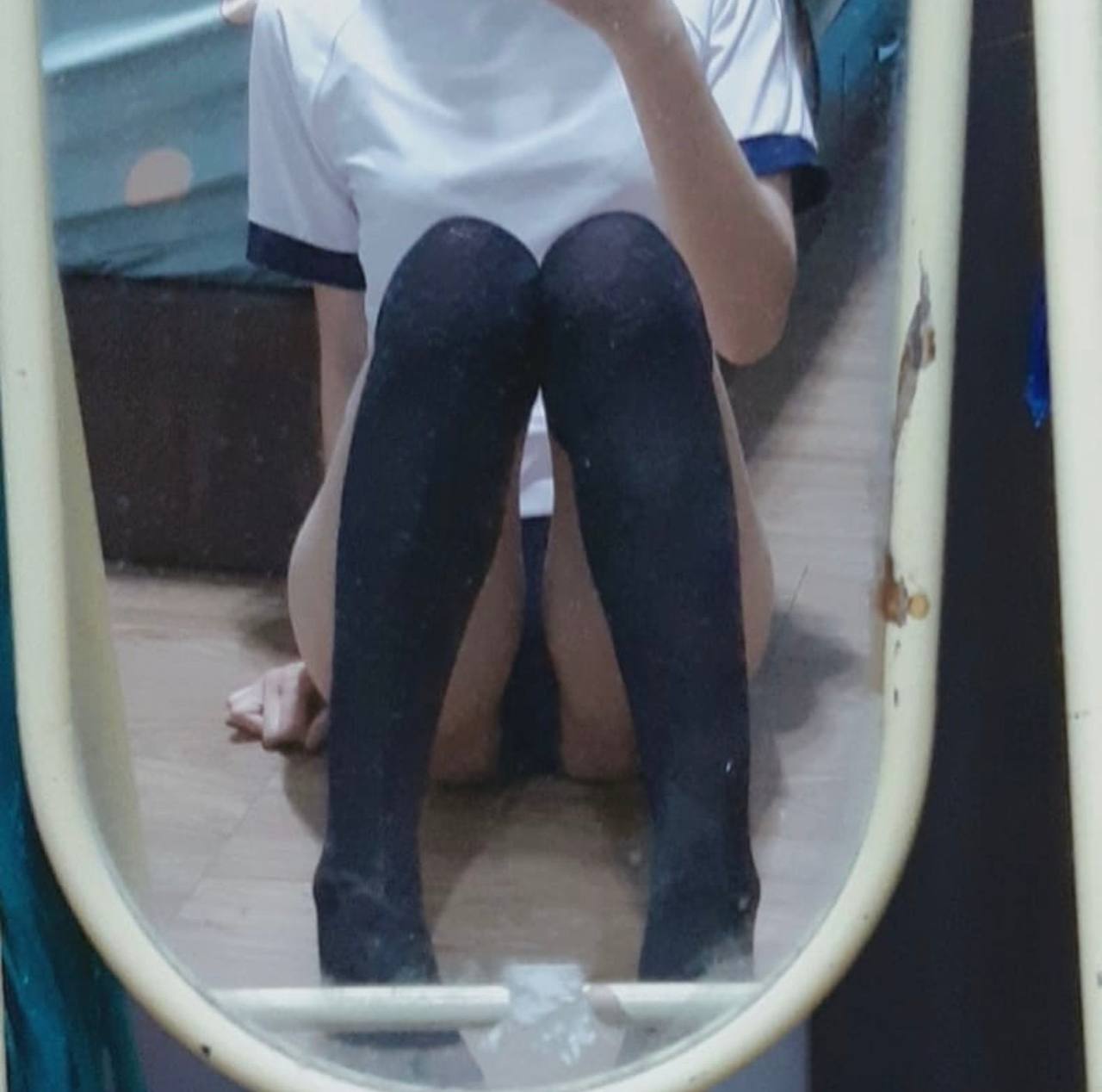 Rủ bạn trai lên live sex vừa địt nhau vừa kiếm tiền